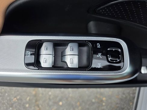 New 2026 Mercedes-Benz E 350 4MATIC Sedan image 12