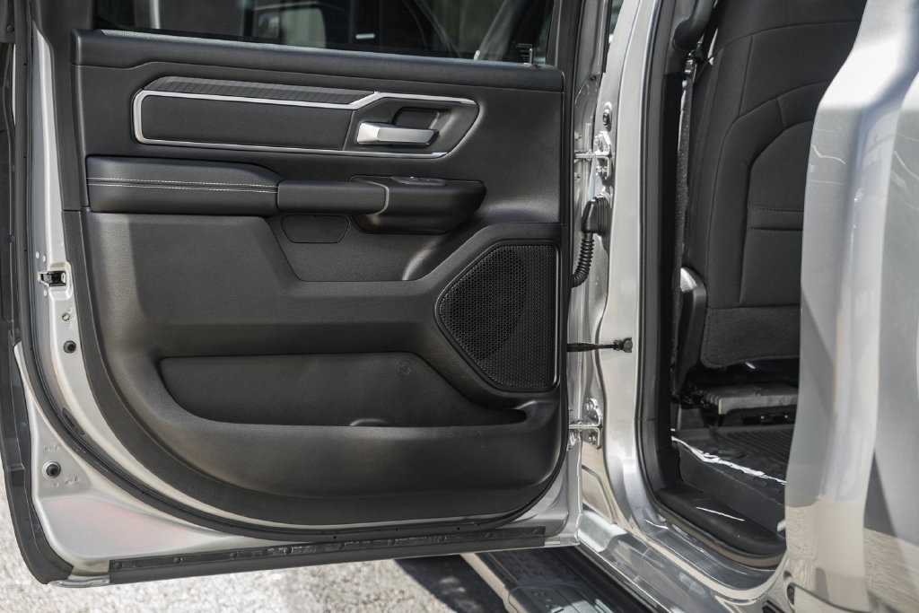 Used 2025 RAM 1500 Big Horn AWD/4WD image 42