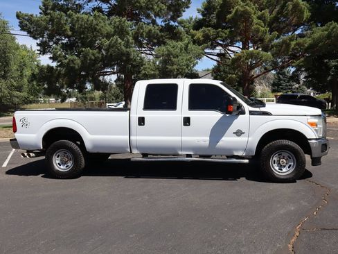 Used 2016 Ford F250 XL w/ Power Equipment Group AWD/4WD image 3