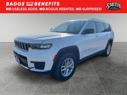Used 2023 Jeep Grand Cherokee L Laredo image 8
