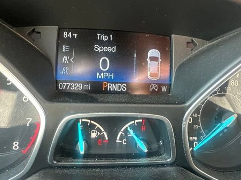 Used 2018 Ford Escape SEL AWD/4WD image 14