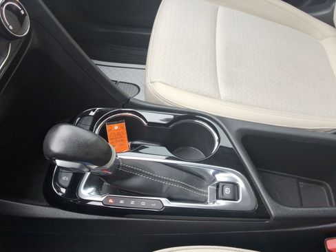 Used 2022 Buick Encore GX Preferred image 18