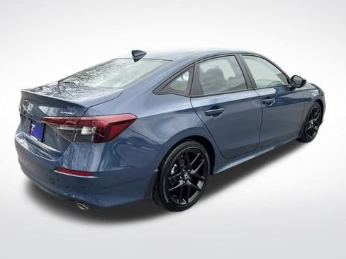 Used 2025 Honda Civic Sport image 6