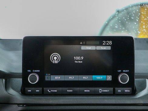 Used 2023 Honda Accord EX image 19