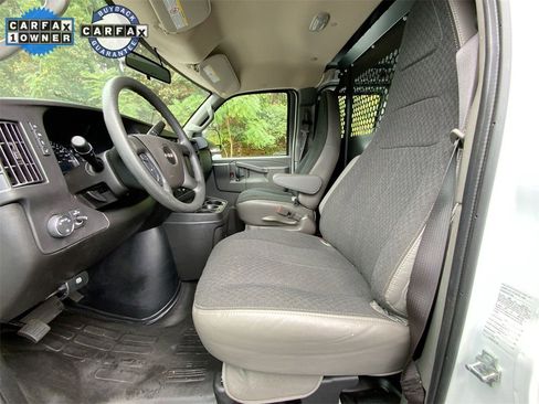 Certified 2024 GMC Savana 2500 w/ Driver Convenience Package image 17