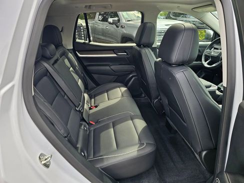 Used 2026 GMC Terrain Denali w/ LPO, Floor Liner Package AWD/4WD image 12
