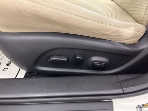 Used 2015 Nissan Altima 2.5 SV w/ Convenience Package FWD image 32