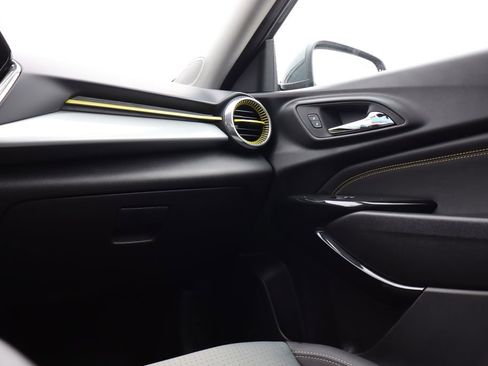 New 2026 Chevrolet Trax LT w/ Driver Confidence Package image 35