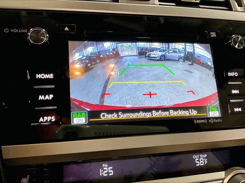 Used 2017 Subaru Legacy 2.5i Limited image 26