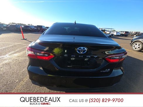 Used 2022 Toyota Camry LE image 5