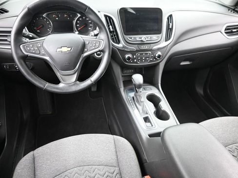 Used 2023 Chevrolet Equinox LT FWD image 13