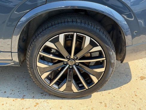 Certified 2026 Volvo XC90 B6 Ultra AWD/4WD image 8