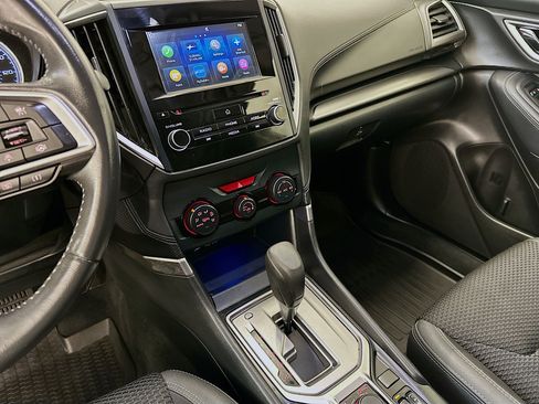 Used 2022 Subaru Forester Premium image 25