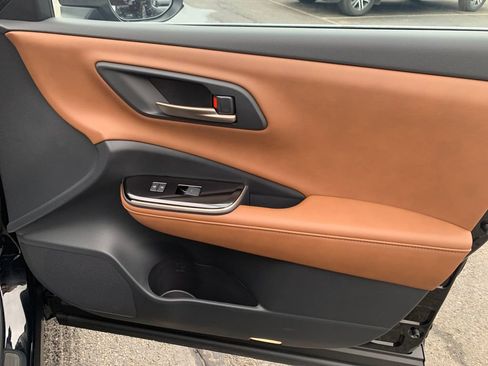 New 2026 Toyota Crown Signia Limited image 19