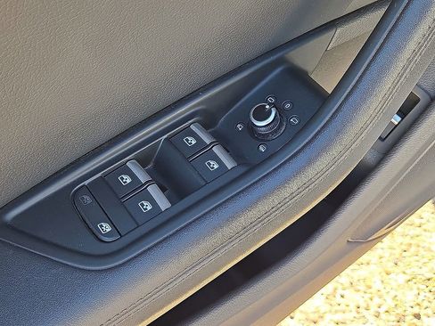 Used 2019 Audi A4 2.0T Premium Plus image 21