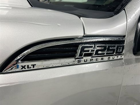 Used 2011 Ford F250 XLT w/ XLT Interior Pkg image 25