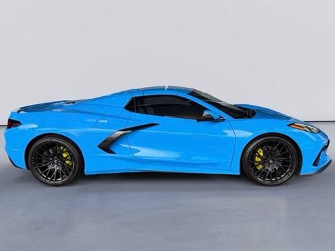 Used 2023 Chevrolet Corvette Stingray Convertible w/ 1LT RWD image 2