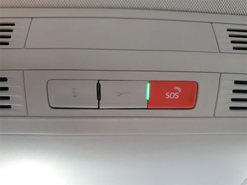 New 2026 Volkswagen Taos S image 30