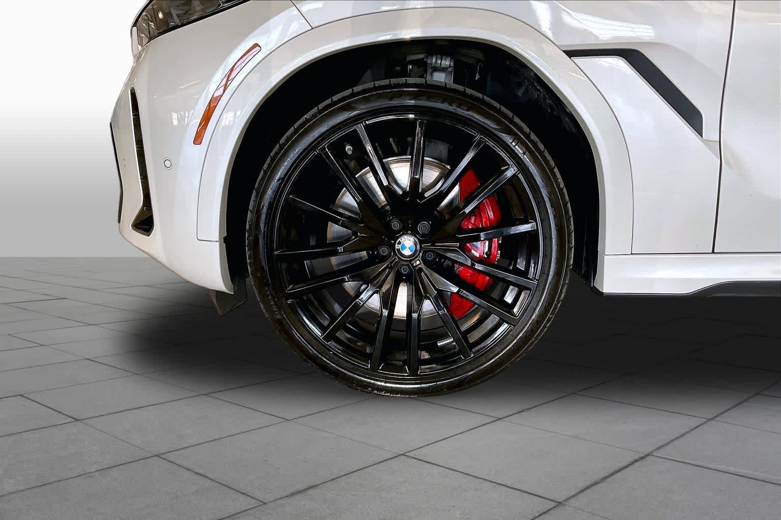 Used 2025 BMW X6 M60i AWD/4WD image 10