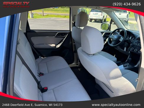 Used 2014 Subaru Forester 2.5i Premium w/ All-Weather Package AWD/4WD image 21