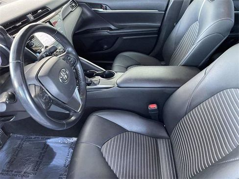 Certified 2019 Toyota Camry SE w/ Carpet Mat Package FWD image 13