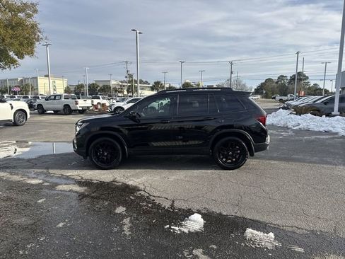 Used 2024 Honda Passport Black Edition image 8