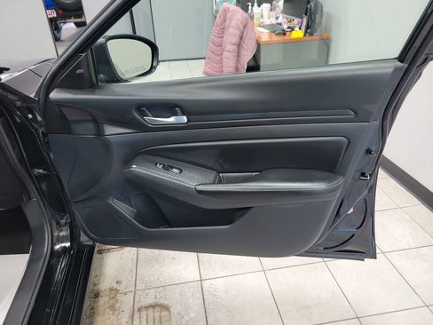 Used 2024 Nissan Altima 2.5 SV image 22