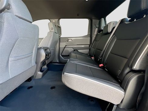 New 2026 GMC Sierra EV Elevation image 17