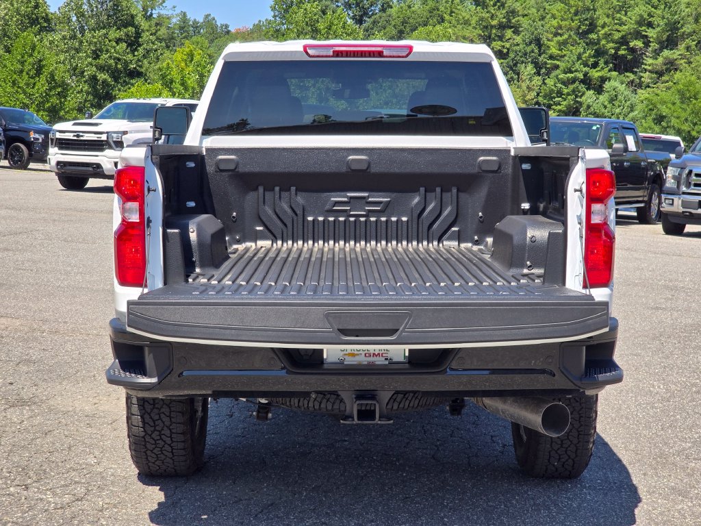 New 2026 Chevrolet Silverado 2500 Custom w/ Custom Value Package AWD/4WD image 12