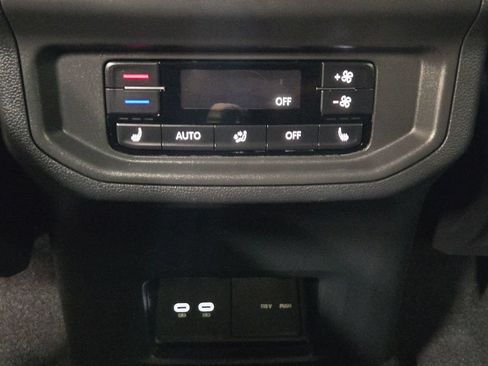 Used 2024 Volkswagen Atlas SEL AWD/4WD image 51