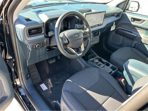 New 2025 Ford Maverick XL image 7