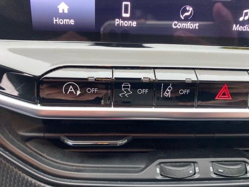 Used 2022 Jeep Compass Trailhawk w/ Trailhawk Convenience Group image 16