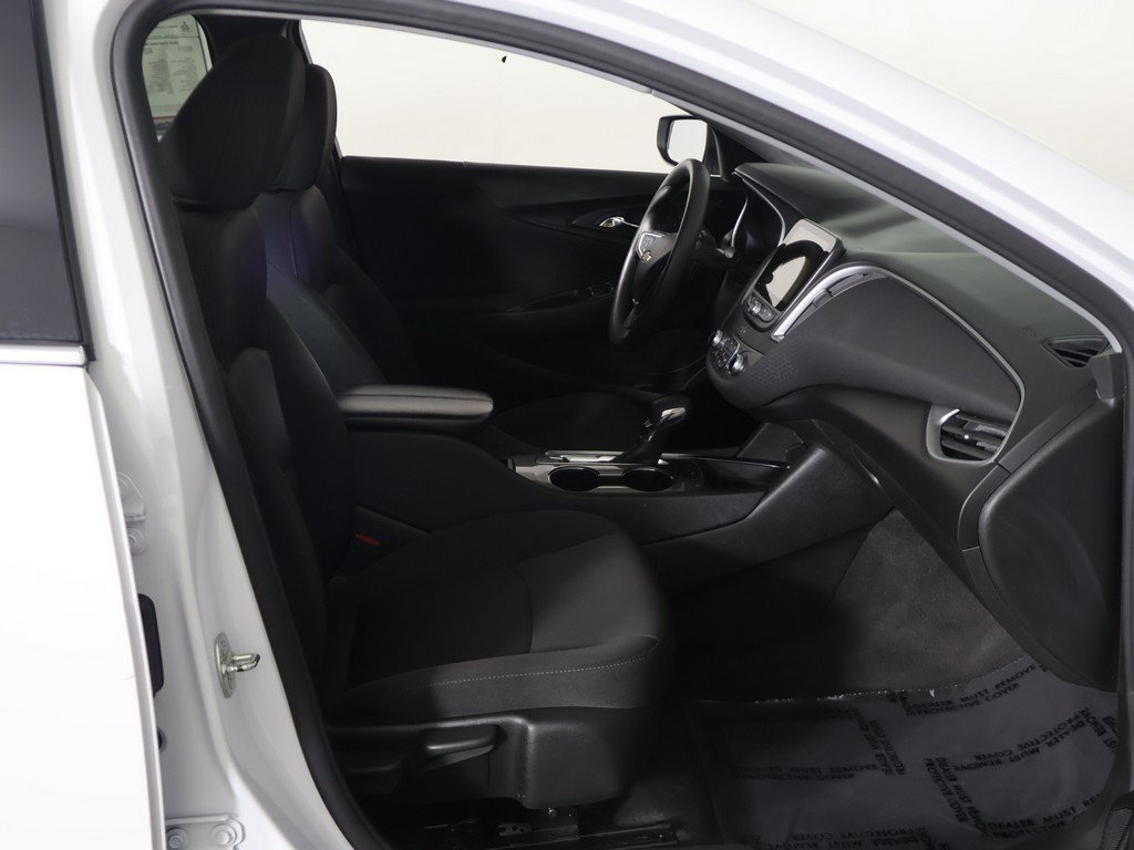 Used 2024 Chevrolet Malibu LT FWD image 25
