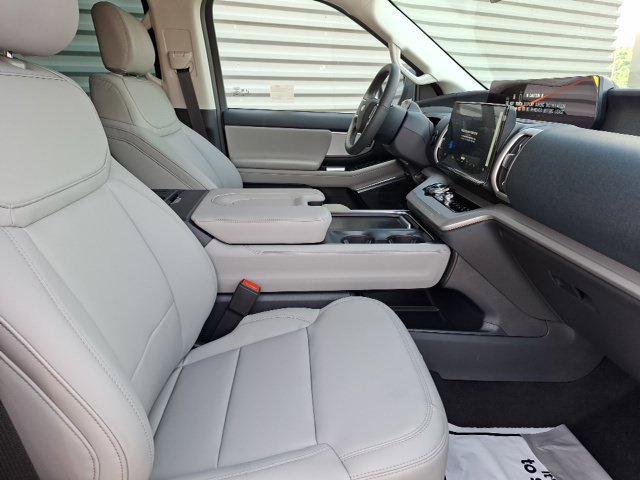 New 2027 Ford Expedition Max Active RWD image 38