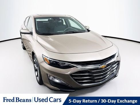 Used 2024 Chevrolet Malibu LT image 1
