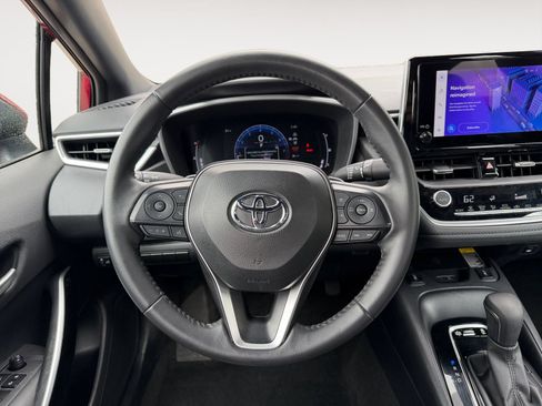 Used 2024 Toyota Corolla XSE FWD image 12