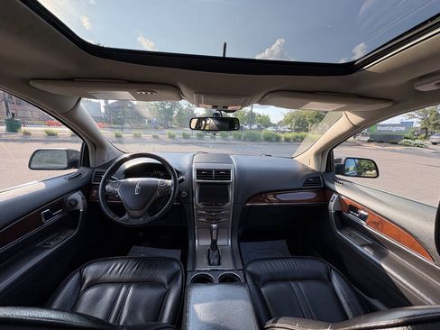 Used 2014 Lincoln MKX AWD w/ Equipment Group 102A image 14