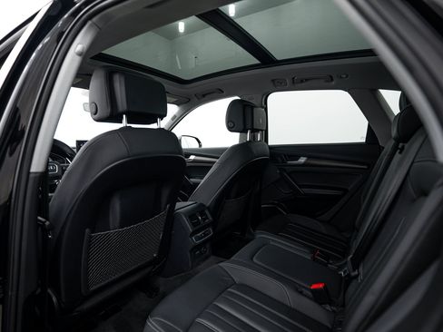 Certified 2022 Audi Q5 2.0T Premium Plus w/ Premium Plus Package AWD/4WD image 19