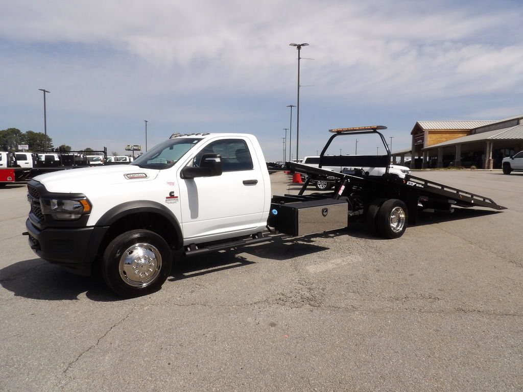 Used 2024 RAM 4500 Tradesman RWD image 14