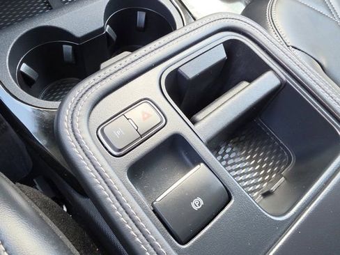 Used 2025 Ford Mustang Mach-E Select image 26