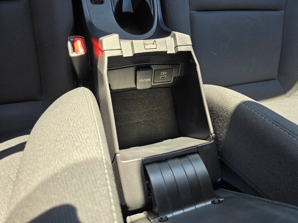 Used 2025 Toyota Corolla LE FWD image 29