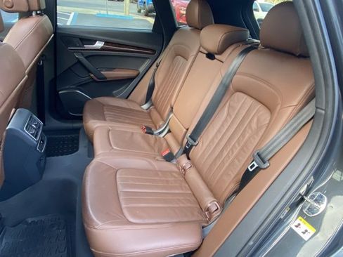 Used 2018 Audi Q5 2.0T Premium w/ Convenience Package image 23