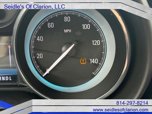 Used 2017 Buick Envision Essence AWD/4WD image 19