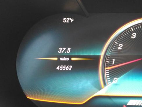 Used 2021 Mercedes-Benz C 63 AMG Coupe image 35