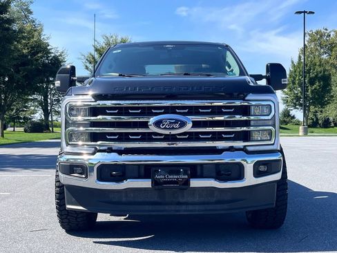 Used 2025 Ford F350 Lariat w/ Camper Package AWD/4WD image 2