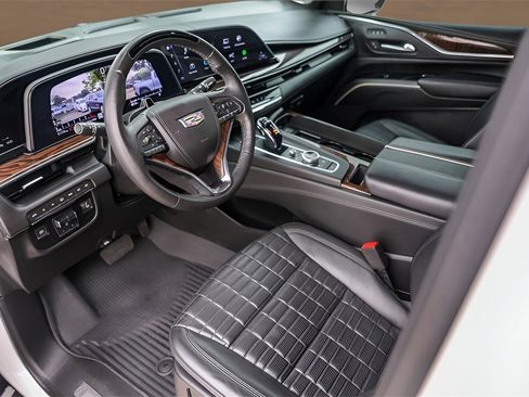 Certified 2023 Cadillac Escalade Sport Platinum image 10
