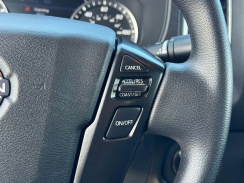 Used 2023 Nissan Frontier SV image 25