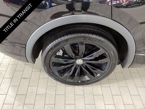 Used 2020 Volkswagen Tiguan SE R-Line AWD/4WD image 22