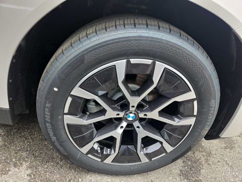 New 2026 BMW X3 xDrive30i w/ Convenience Package AWD/4WD image 2