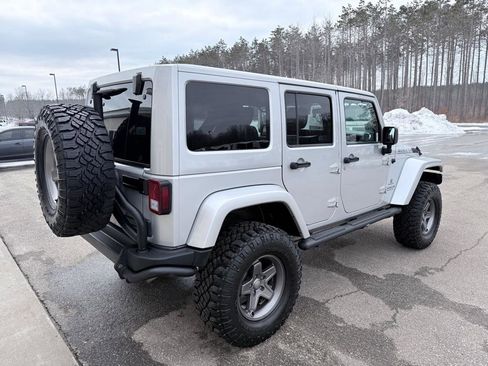 Used 2012 Jeep Wrangler Unlimited Rubicon w/ Dual Top Group image 5